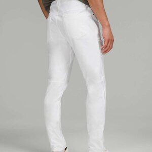 EUC Lululemon ABC Pant Classic 32" *Utilitech WHITE JEANS SIZE 31 X 32